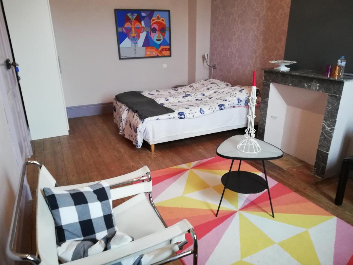 La Vieille Ecole Bed & Breakfast Bourgougnague Luaran gambar